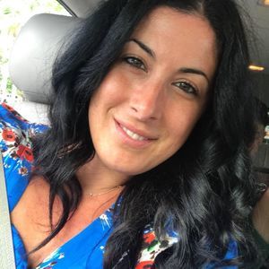 Meet your Posher, Sabrina